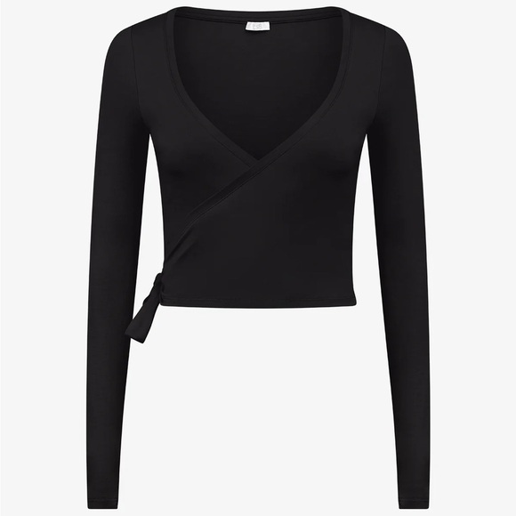 CSB Ballet Wrap Top Black | small nwt crop shop boutique - Picture 2 of 2
